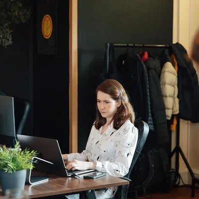 Shape April 2022 HR 215